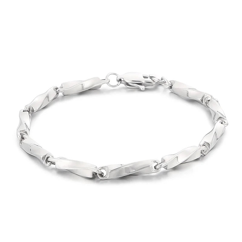 Twisted Bar Chain Bracelet