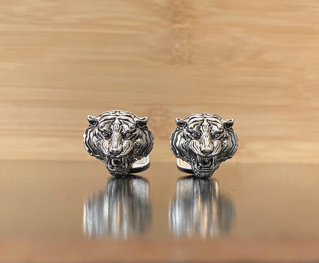 2shup Large Tiger Cufflinks