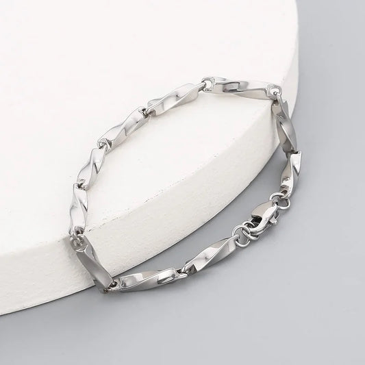 Twisted Bar Chain Bracelet