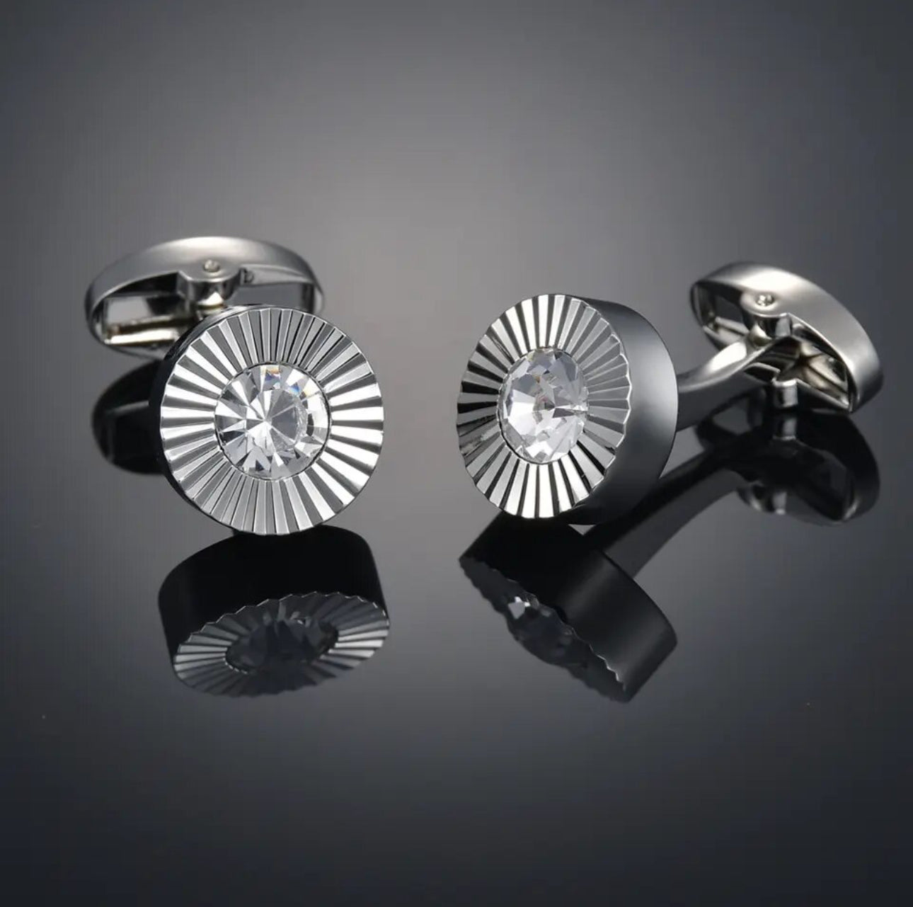 High Quality Crystal Round Cufflinks