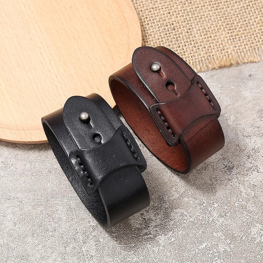 Grainy Wide Leather Bracelet