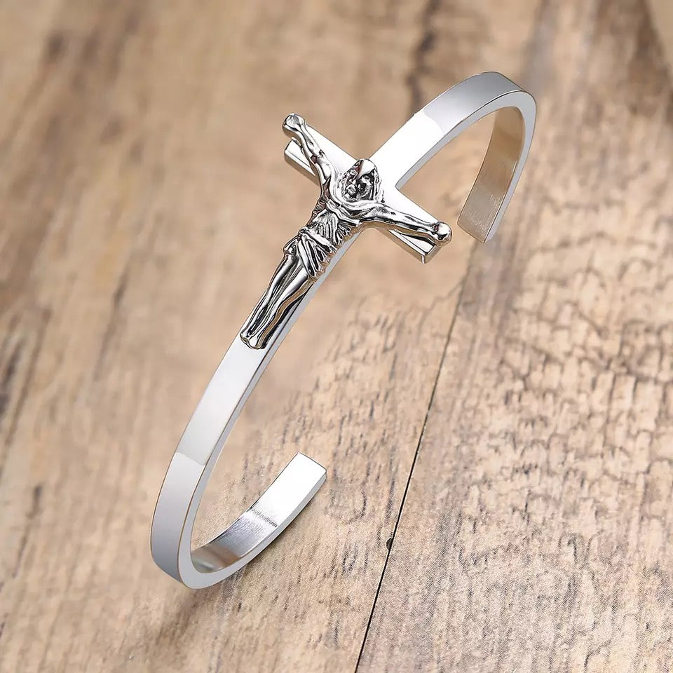 2shup 316L Steel Crucifix/Jesus/Cross Cuff Bracelet