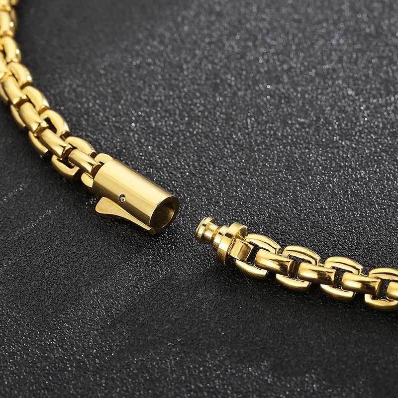 Box Link Chain Necklace