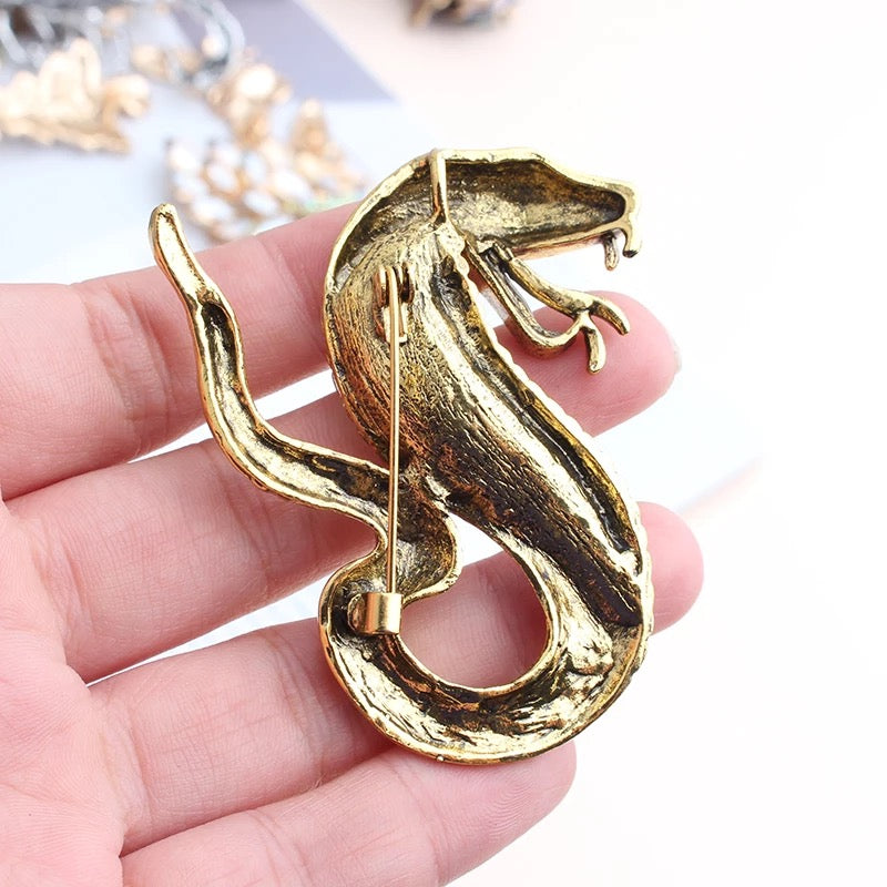 2shup Vintage Rhinestone Snake Brooch