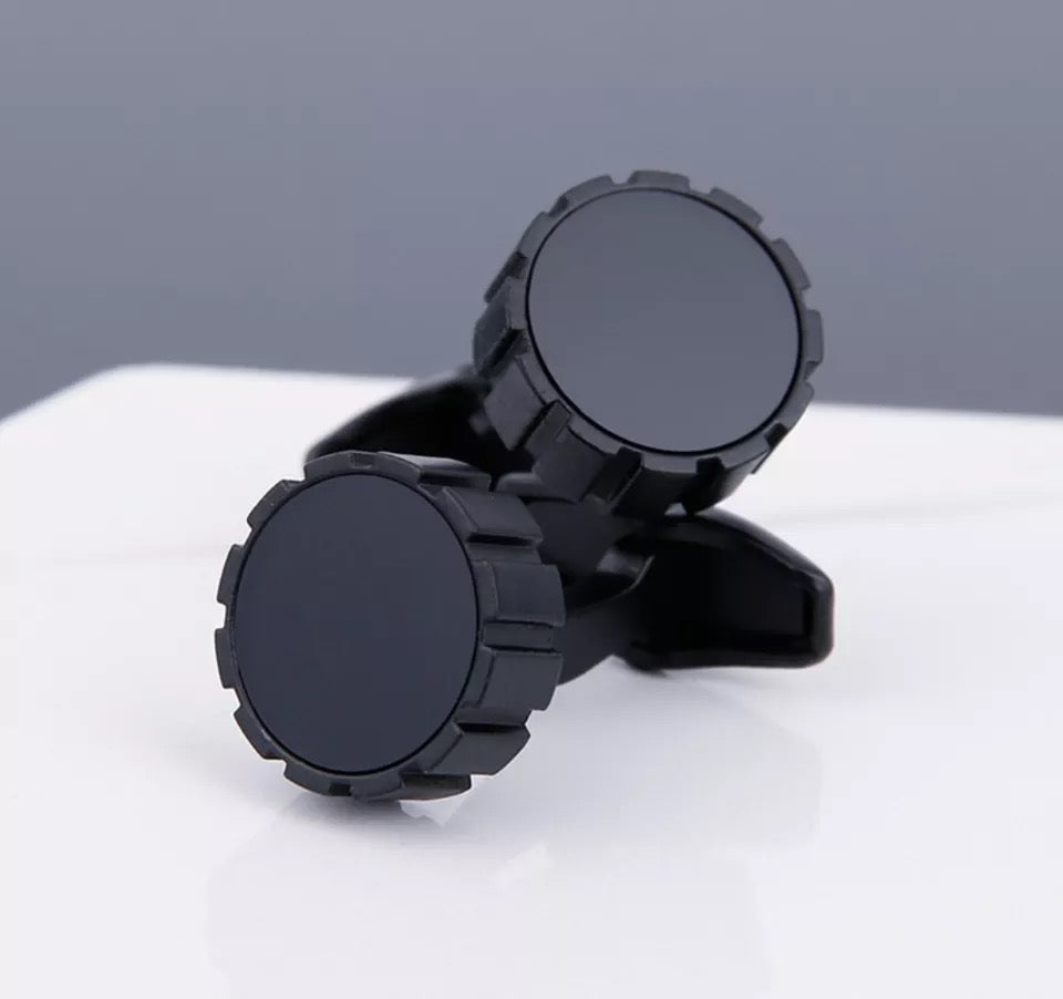 High Quality Fashion Matte Black Round Cufflinks